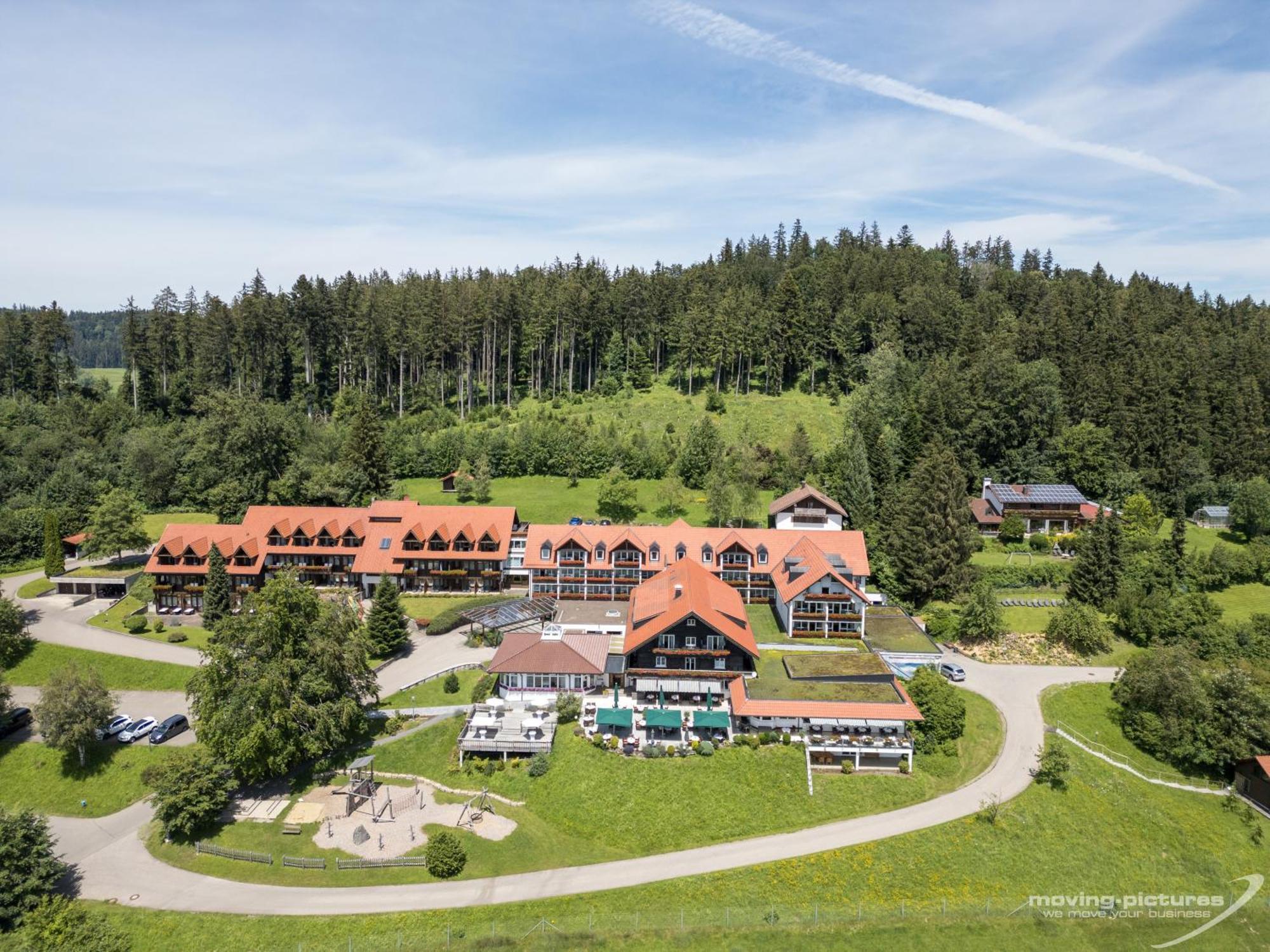 Berghotel Jaegerhof ****S Isny im Allgau Bagian luar foto