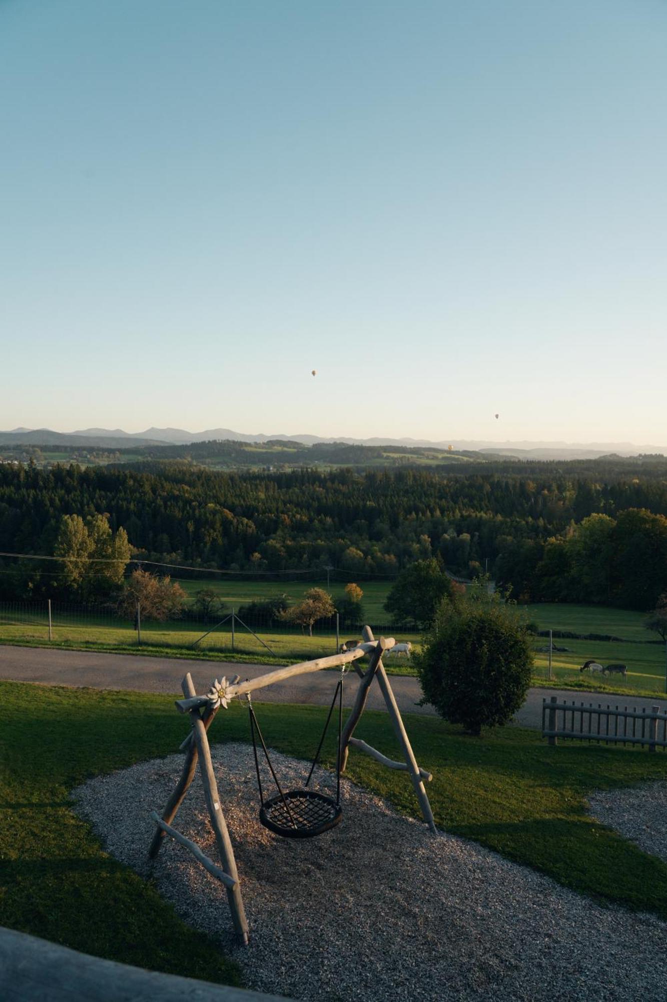Berghotel Jaegerhof ****S Isny im Allgau Bagian luar foto